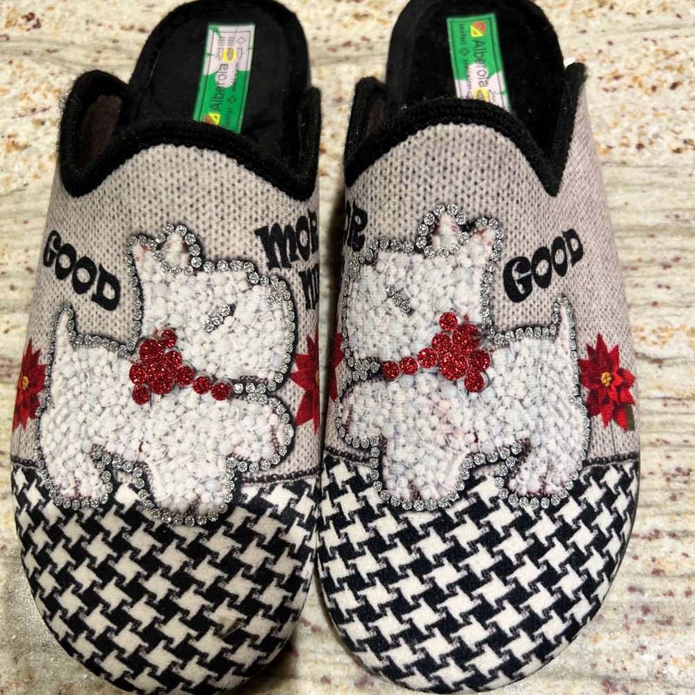Puppy Love Good Morning Embroidered Slippers NWT